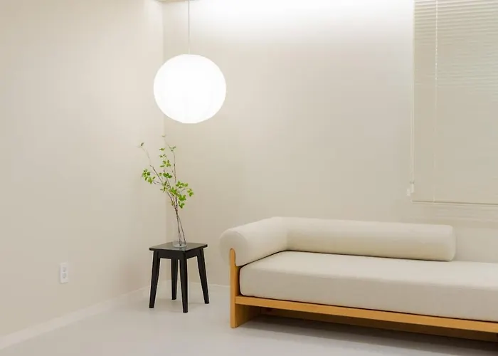 4f Rootshouse Staion 釜山広域市